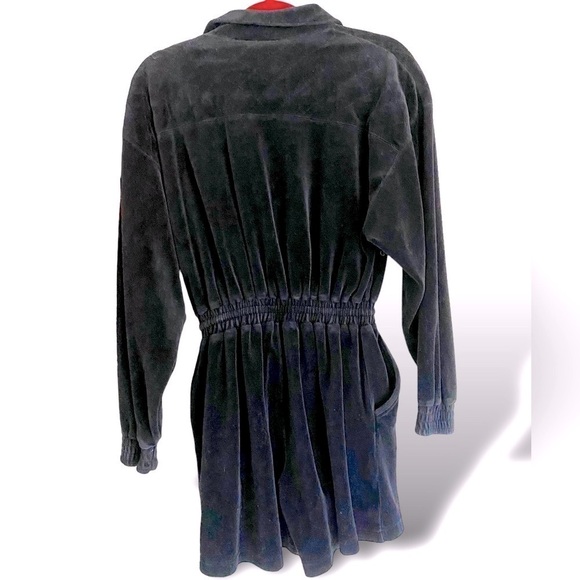 ELLESSE Vintage Romper Black Velour Long Sleeved Size Small Gothic - Picture 12 of 13